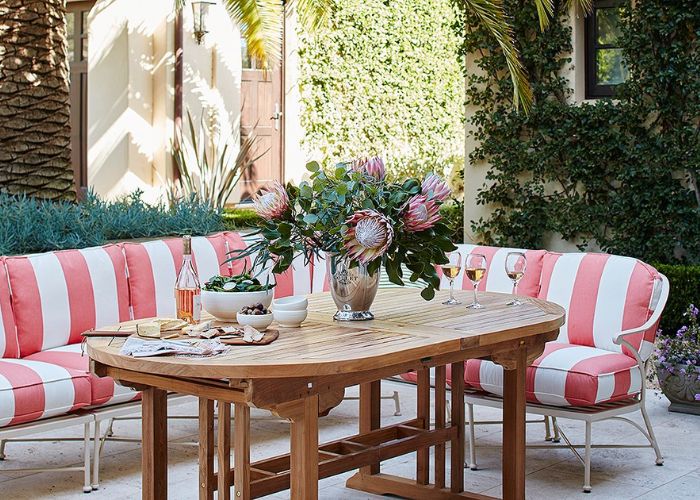What are some creative ways to decorate an outdoor table?